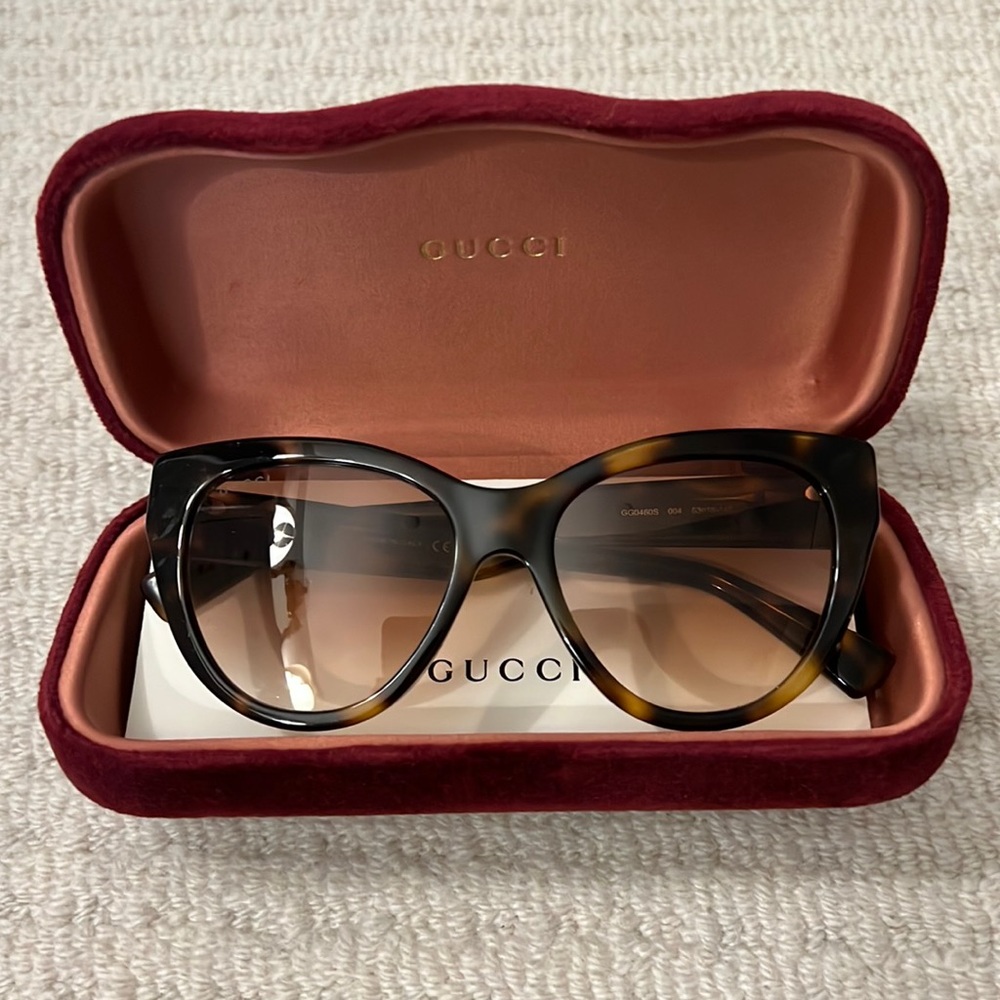 Gucci GG0460S Women's Cateye Sunglasses- BROWN